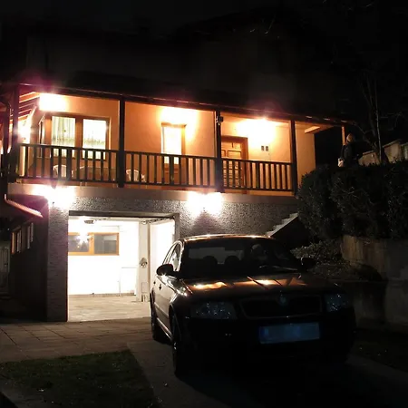 Aventador House Willa *